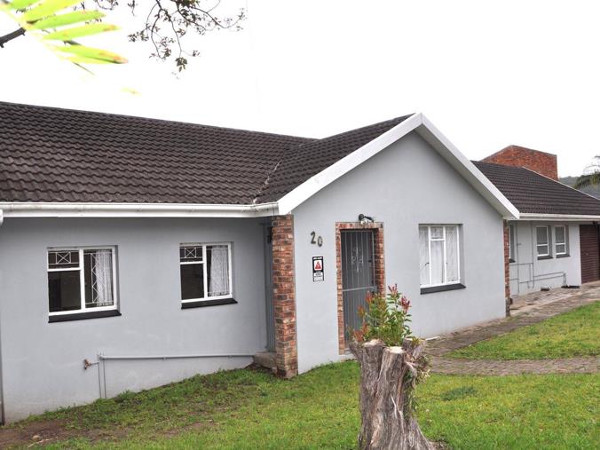 3 Bedroom House for Sale in Dorchester Heights