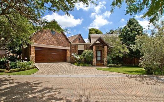 3 Bedroom House for sale in Glen Marais