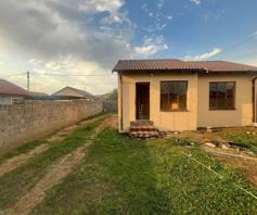 House for sale in Madadeni A