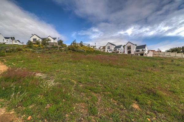 Plans Included.

This security complex is situated adjacent to Helshoogte mountain pass between Stellenbosch and Franschhoek. The ...