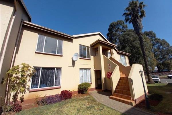 This unit is available for sale at Lakefield.
Easy access to the N12 highway.
Nestled between East Rand Mall and Lakeside Mall for ...