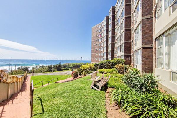 Imagine waking up to the sound of waves and stunning sea views every morning—this furnished, 61m2, 1-bedroom, 1-bathroom ground floor apartment in Peacehaven, Scottburgh Central, makes that dream a reality. Located right on the beachfront, this apartment is more than just a ...