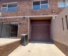 Townhouse for sale in Silverton