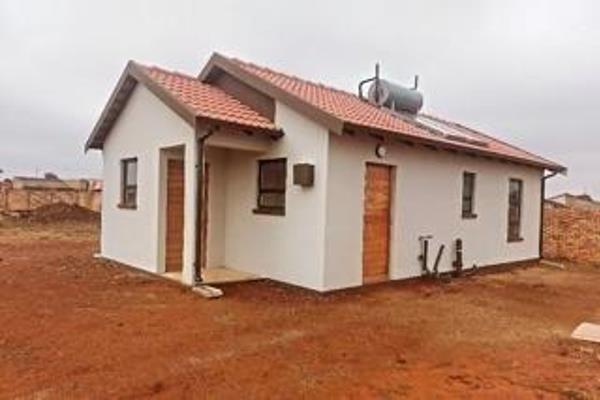 **Charming 3-Bedroom House for Sale in Windmill Park Extension 40 – Move-In ...