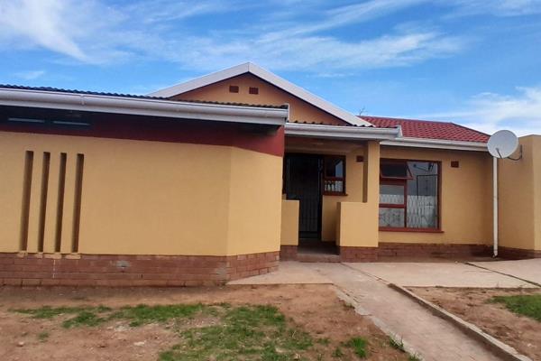 Rentals Dot Com Asante welcomes this newly renovated 3 bedroom, 2 bathroom house to let.

Situated in one of the most sought out areas ...