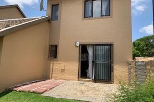 2 Bedroom Townhouse to rent in Carlswald