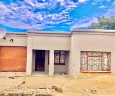 House for sale in Tembisa Central