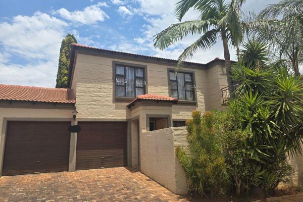 NEAT TOWNHOUSE TO RENT IN WOODHILL
AVAILABLE: 1st December 2024
Move in and stay.  Spacious, neat townhouse.  Downstairs: Spacious open ...