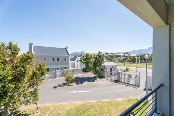 Welcome to the exceptional Seascape Mews, Gordon&#39;s Bay! The current owner is selling ...