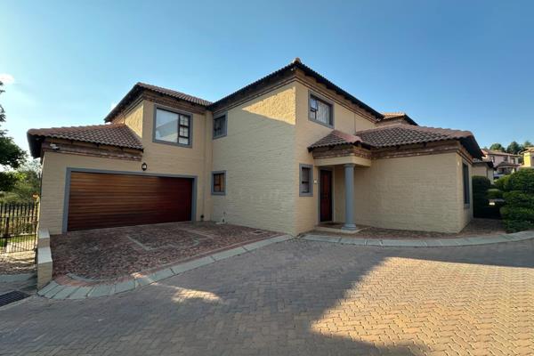 STUNNING AND SAFE TOWNHOUSE

WITH NO LOAD SHEDDING 

IN A POPULAR SECURITY ESTATE

A spacious well maintained four bedroom cluster and ...