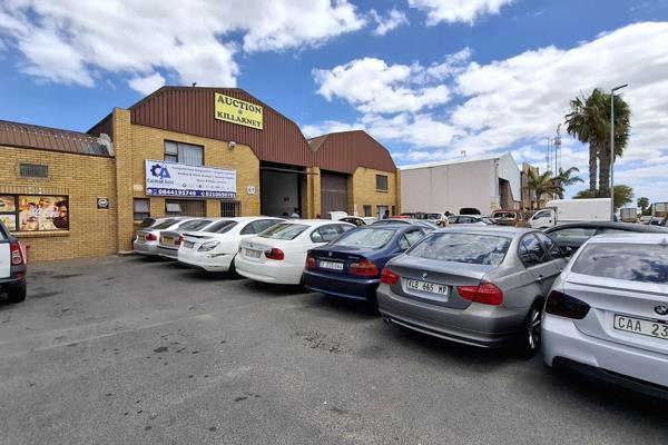 Prime warehouse available to rent with good visibility onto Killarney Avenue, the main ...