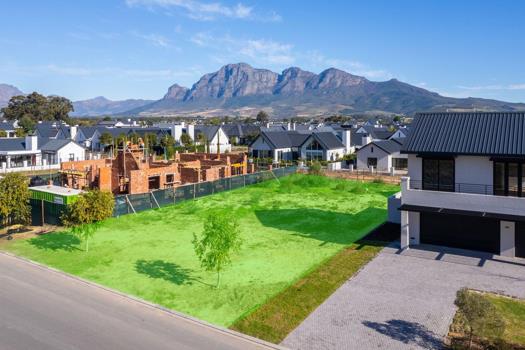 Vacant Land / Plot for sale in Val de Vie Estate