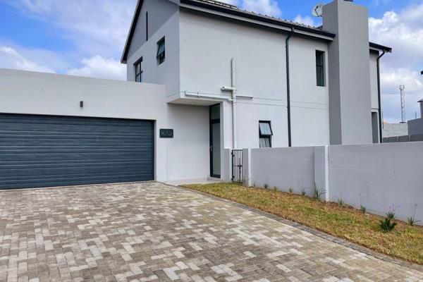 This lovely house offers a beautiful open plan living areas that leads to the lounge and dinning with a homely feel in a secure estate. ...