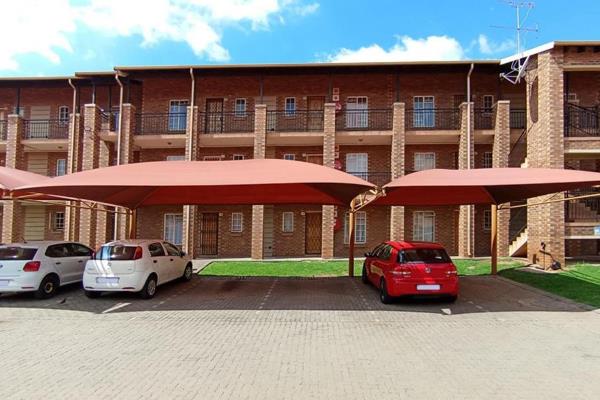 2 Bedroom, 1 Bathroom apartment for sale at pebble falls complex in comet, Boksburg, the unit is located in a well maintained and ...