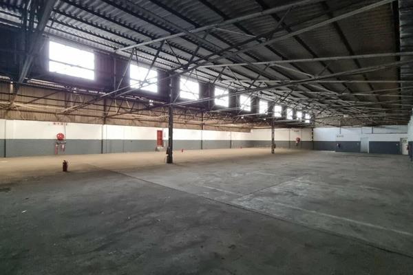 Located in a secure multi-tenanted industrial park in Isando, this 1200sqm warehouse is ...