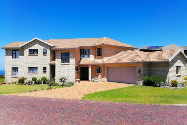 Welcome to the prestigious and well-renowned Mossel Bay Golf Estate, where the lifestyle is relaxed in tranquil surroundings and with ...