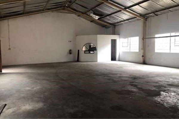 The Empangeni Mini factories are situated at 13 Platina Drive, Empangeni. The building ...