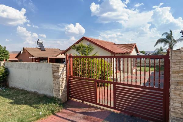 Offers from R799 000. Owner asking for R820 000...

Discover this beautifully designed 3-bedroom home in the welcoming community of ...