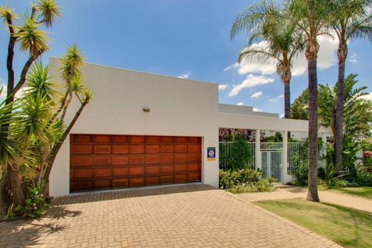 3 Bedroom House for sale in Hurlingham Manor