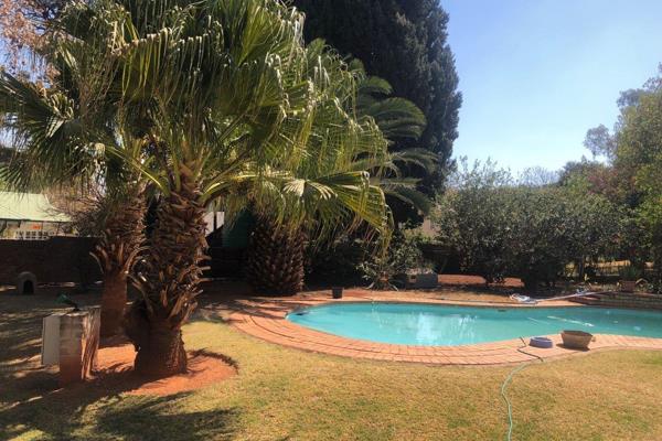 A 3-Bedroom Home with a Flatlet and swimming pool, minutes away from the Golf course in Cullinan, Easy access to Pretoria via the N4.
 ...