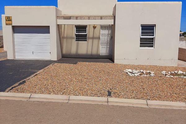 Sole Mandate!! 

Discover this  contemporary 3-bedroom home nestled in a secure complex ...