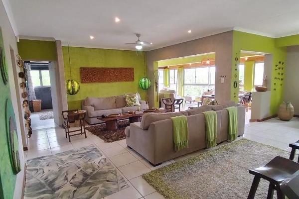 Welcome to this breathtaking 3-bedroom, 2-bathroom apartment located in the desirable Evergreen Estates of Salt Rock, Ballito. This ...