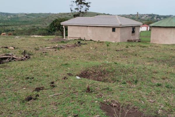 Incomplete beautiful home for sale in emabhuyeni kwesakwa mthethwa, come grabe this property which boosts with a big yard. The home ...