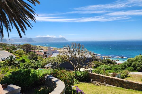 Spectacular Ranch-Style Home with Indoor Pool and Breathtaking False Bay Views!

Discover an exceptional lifestyle opportunity in ...