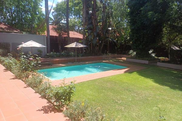 This beautiful fully furnished cottage is situated in the quite area of Greenside. Also included in the rental is all utility cost . ...