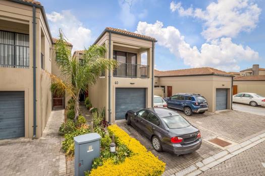 3 Bedroom House for sale in Brackenfell South