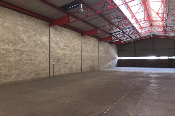 Ideal for logistics, sales distrbution, manufacture. Good roof height. 3 phase power.  Great access to OR Tambo International airport ...