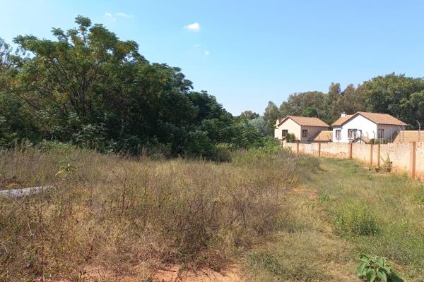 FARM LAND IN THE BRONBERG
MOUNTAIN FOR SALE
Price of land: R 2 995 000.
Size of land: ...