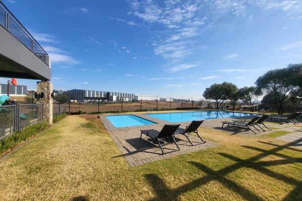 Let us envision your dream Garden apartment! Positioned in a secure complex in the heart of Modderfontein. Just a short drive to ...