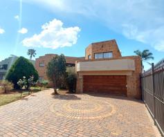 House for sale in Lenasia Ext 9