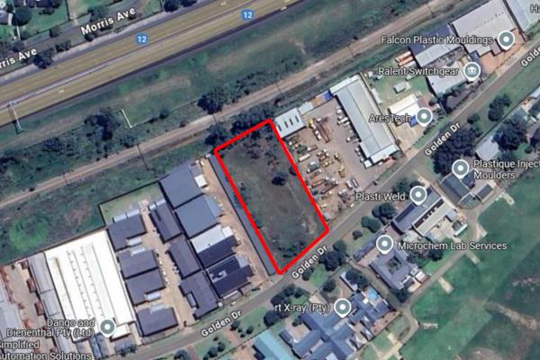 This industrial property, located in the highly sought-after area of Morehill, Benoni ...