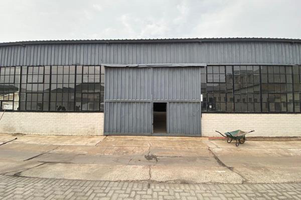 This exceptional 350 sqm warehouse is located within a well-maintained business park in Chamdor, providing an ideal space for storage ...