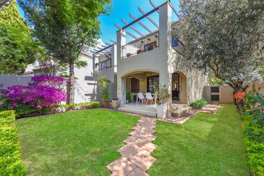 2 Bedroom Townhouse for sale in Lonehill