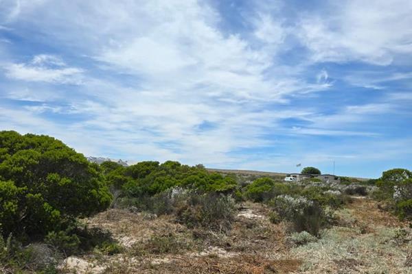 One of the very few plots left to buy in Grotto Bay.
This large plot is located within the Secure Estate of Grotto Bay Private Nature ...