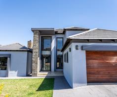 House for sale in Blue Valley Golf Estate