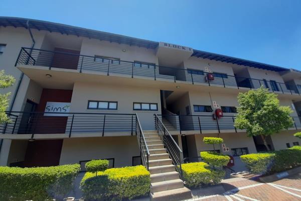 82 SQUARE METER OFFICE SPACE TO LET | SILVER LAKES | PRETORIA EAST

BACK UP POWER SUPPLY AVAILABLE 

This A-Grade office space is ...