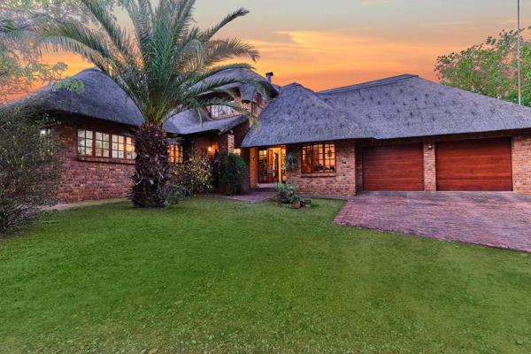 Considering offers from R3 100 000.00 This unique well maintained property combines the safety and relaxation of a holiday retreat with ...