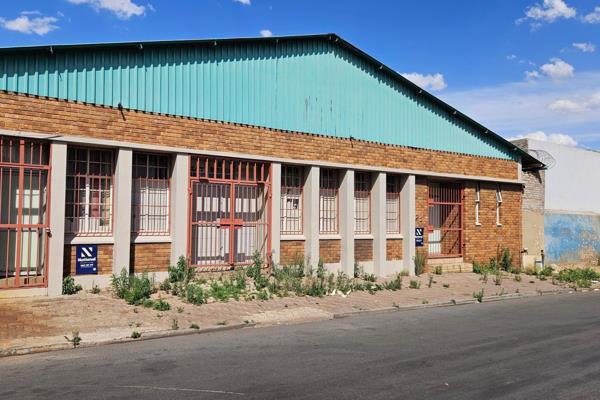 Industrial property located in Newlands Johannesburg. This 1,039 sqm factory can be divided into two portions, measuring 720 sqm, and  ...