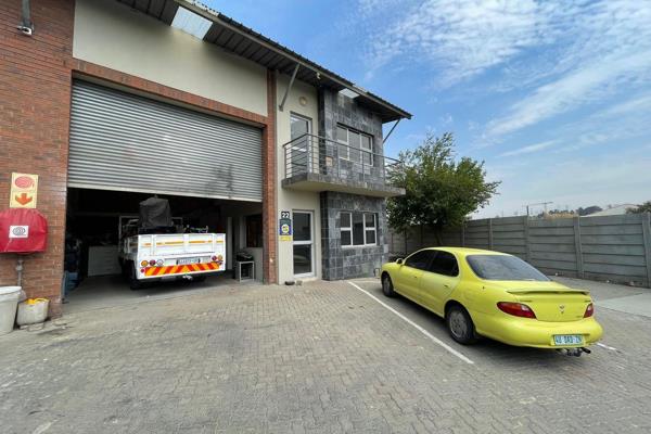 An industrial unit is available to let in Commercia, Midrand, offering a well-rounded ...