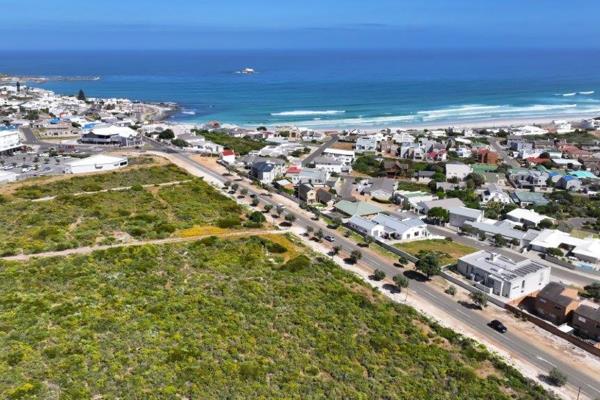 Imagine building your perfect retreat in the picturesque coastal town of Yzerfontein. 

This prime residential land offers you the ...