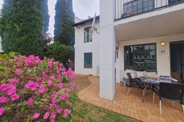 Corner garden unit, situated in the secure complex of Oude Kaap. This home consists of 2 bedrooms with BIC and one bathroom. ...