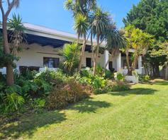 House for sale in Baardskeerdersbos