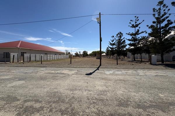 Extent: +/- 1 982 sqm | Development opportunity | Zoning: Business Zone 1