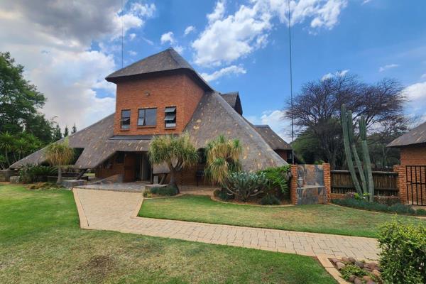 Embrace the serenity of bushveld living in this stunning 3-bedroom home, where the design optimises the natural environment with ...