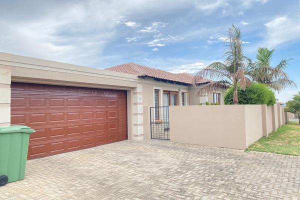 Stunning 2 Bed 2 bath Townhouse for Sale in Arundo Estate
Beautiful Townhouse situated ...