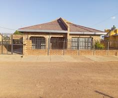 House for sale in Soshanguve HH